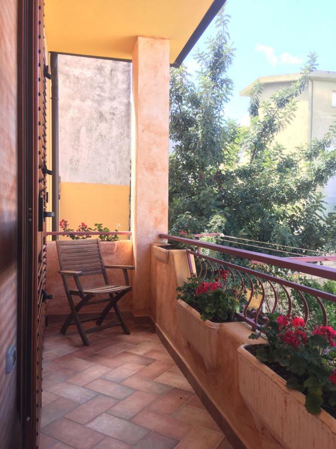 Casa Elena Apartment Dorgali Exterior photo